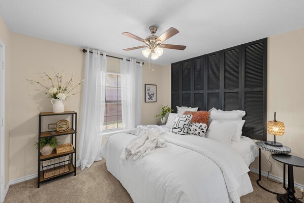 3 bedrooms, desk, iron/ironing board, WiFi