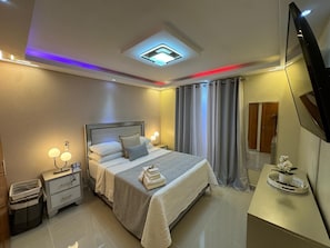Iron/ironing board, free WiFi, bed sheets - Elegant Place:  Modern Luxury Stay in San Francisco de Macorís (San Francisco de Macorís)