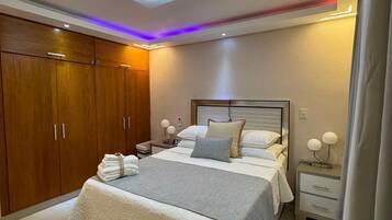 Iron/ironing board, free WiFi, bed sheets