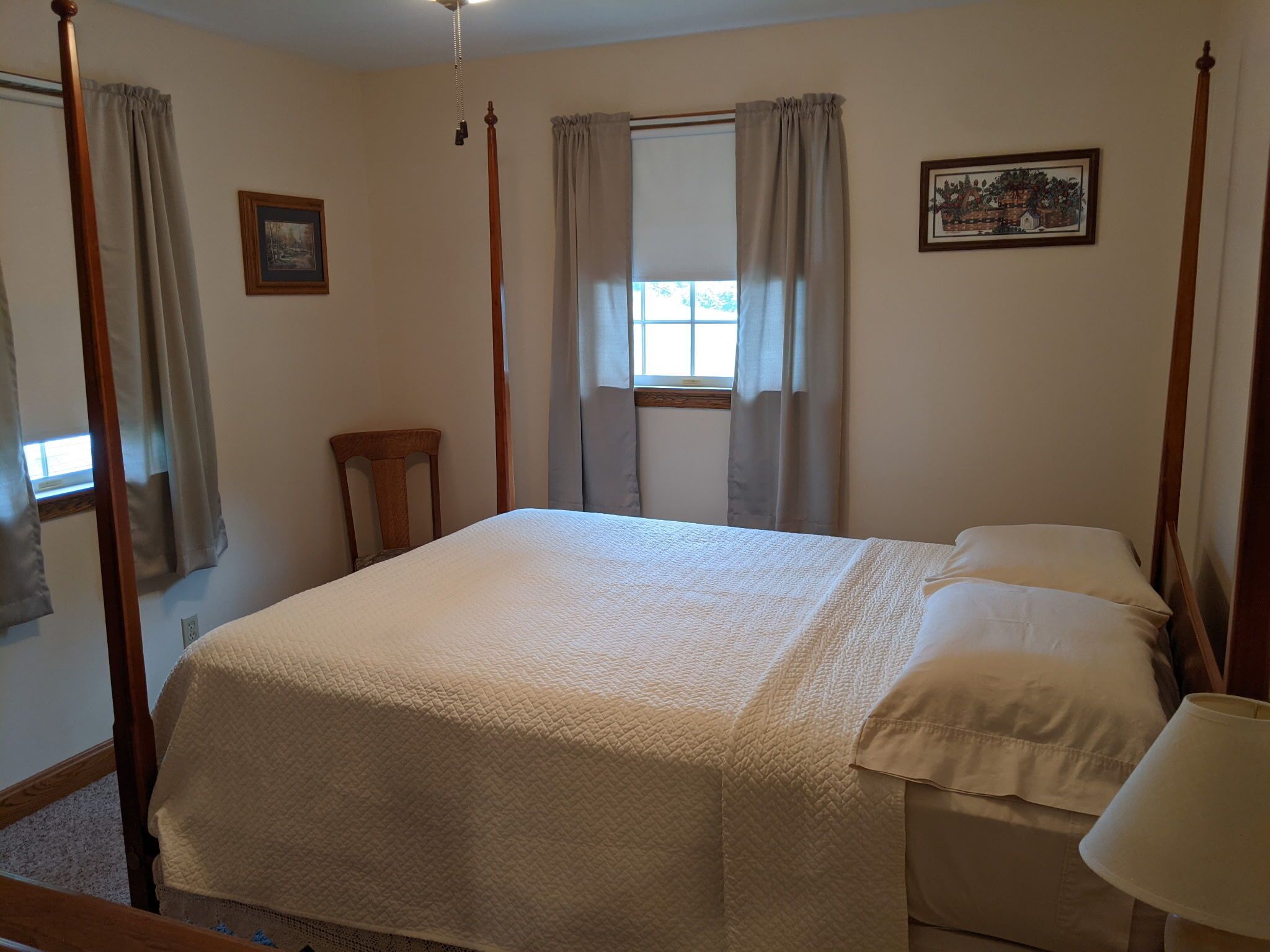 2 bedrooms, WiFi (free), bed sheets