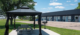Clara City Inn