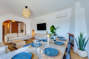 Interior - Sea Views • Huge Terrace • Steps to Old Town (Lagos)