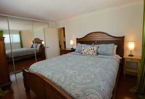 Ferros/tábuas de passar roupa, Wi-Fi de cortesia, roupa de cama