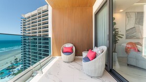 Property grounds - R1503 Studio at Encantame Soleil with king bed for 2 in Puerto Peñasco. (Puerto Peñasco)