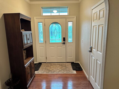 Enjoyable 3-bedroom house in charming Robinson