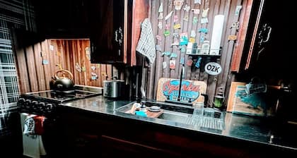 Epic Ozark View Cabin – Fast WiFi, Trails, Firepit