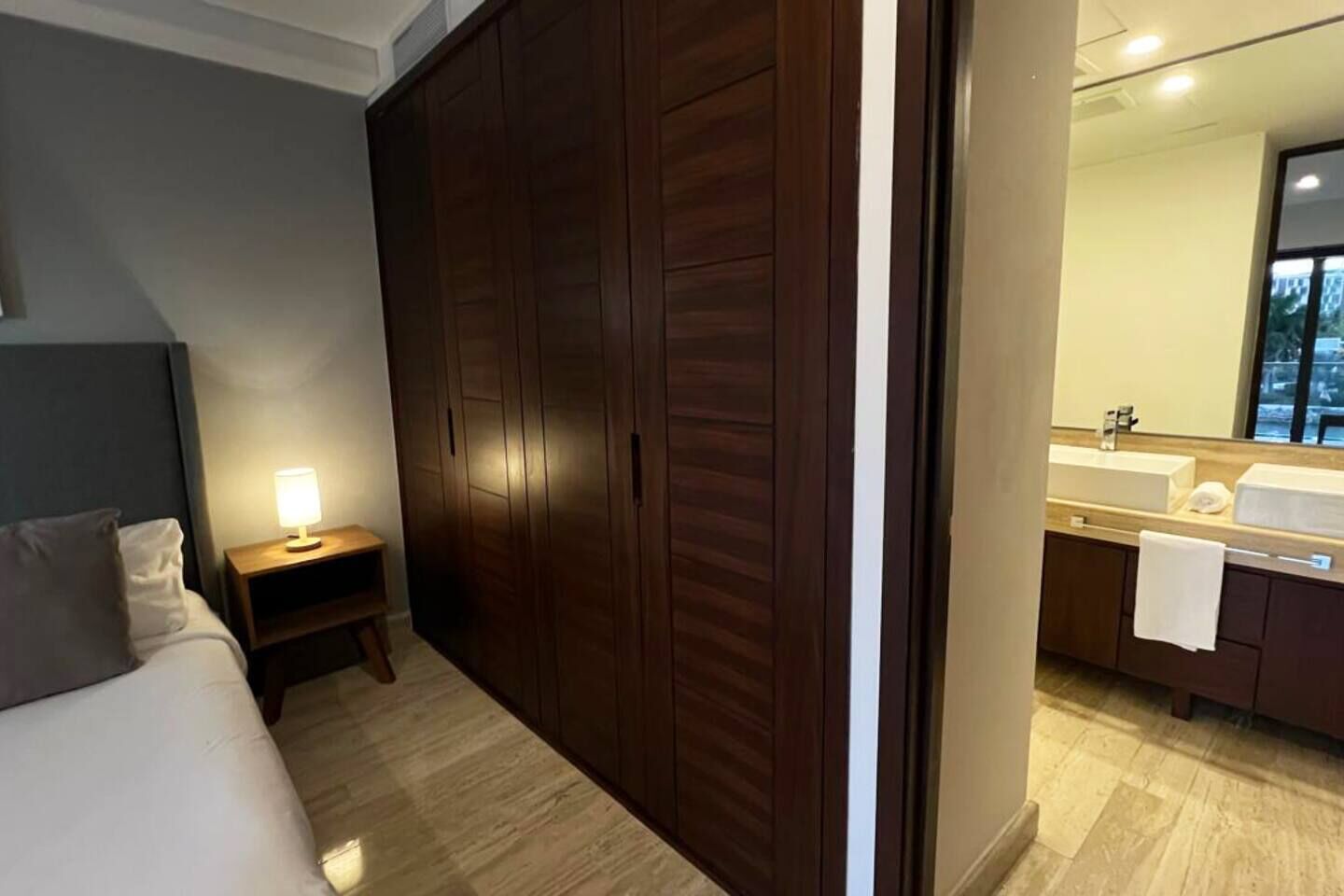 2 Schlafzimmer, Zimmersafe, Bügeleisen/Bügelbrett, Reisekinderbett