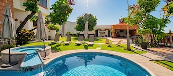 Casa Melmar Pool & Garden in Cuernavaca