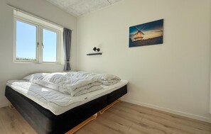 5 dormitoris, un bressol de viatge i wifi gratuïta 