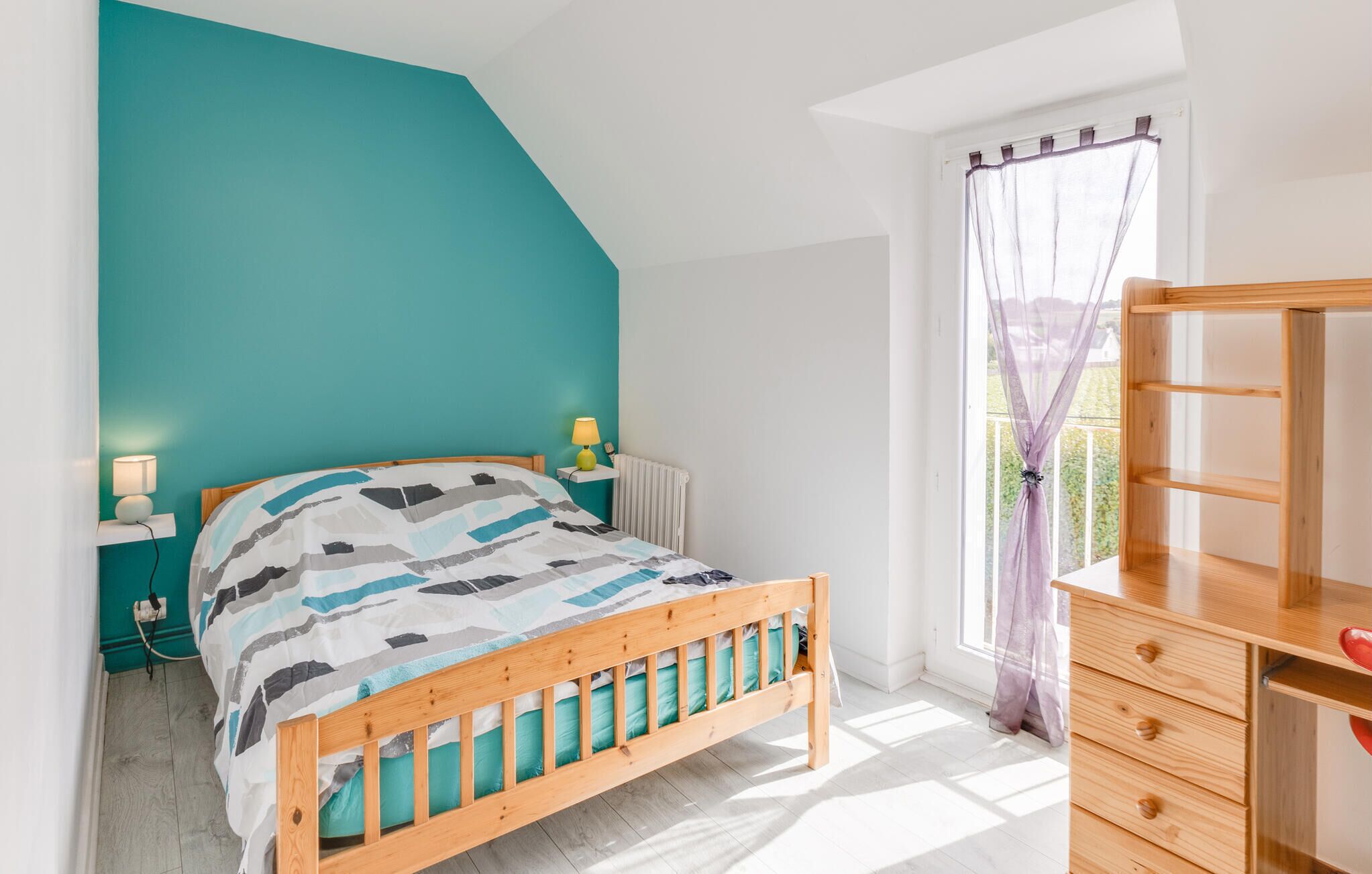 3 bedrooms, travel crib, WiFi (free)
