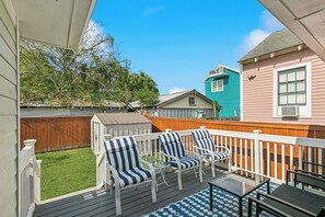 Property grounds - New Orleans 3BR | Murals + BBQ, Near Ferry (New Orleans)
