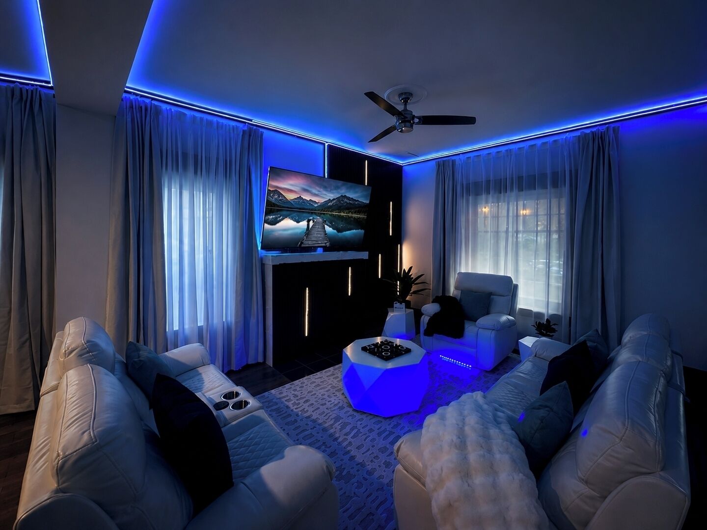 Smart TV, fireplace, computer monitors