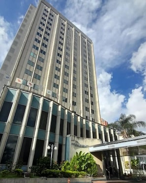Front of property - Hotel President (Caracas)