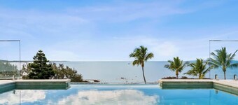 Waters Edge On Wattle | Absolute Beachfront Luxury