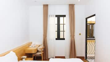 Deluxe Apartment, Balcony, City View | Premium bedding, memory foam beds, in-room safe, desk