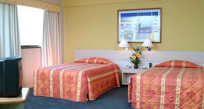 Hotel Lincoln Suites