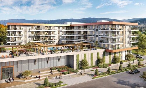 Penthouse 3 Bedroom 2 Bathroom with a Lake View! 5 Minute walk to the Beach