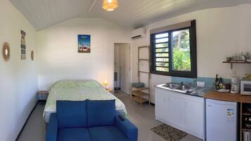 1 bedroom, travel crib, WiFi (free), bed sheets