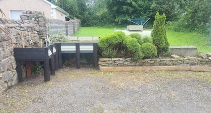 Rural County Sligo Studio, Sleeps 2 with Parking