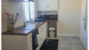 Unclassified image, 2 of 10, button - Rural County Sligo Studio, Sleeps 2 with Parking (Ballintor sligo)