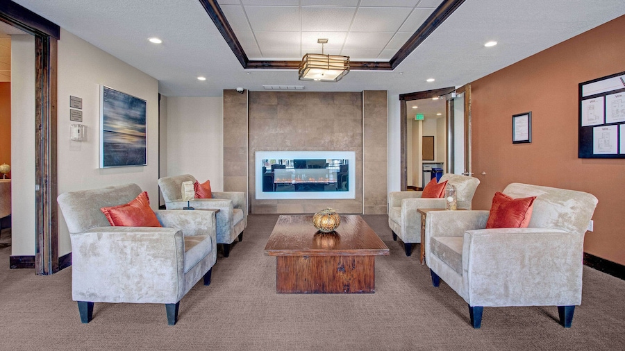 Spacious 2-bedroom Executive Condo