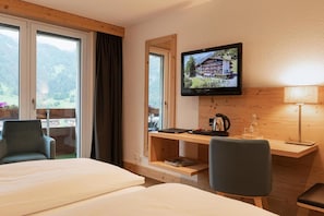 View from property - Hotel Restaurant Alpina (Grindelwald)