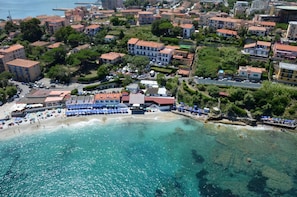 View from property - Hotel Villa Ombrosa (Portoferraio)