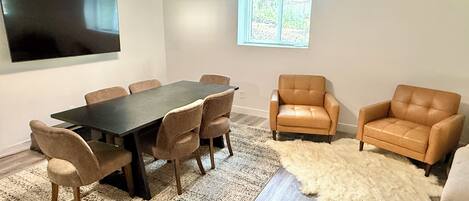 Deluxe huis, meerdere slaapkamers, uitzicht op bergen | Dineren