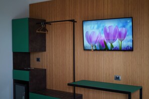 Ảnh chưa phân loại, 2 trong số 23 ảnh, nút