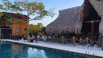 Piscina externa