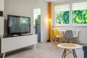 Dining - Morawa Pond Comfort Studio (Katowice)