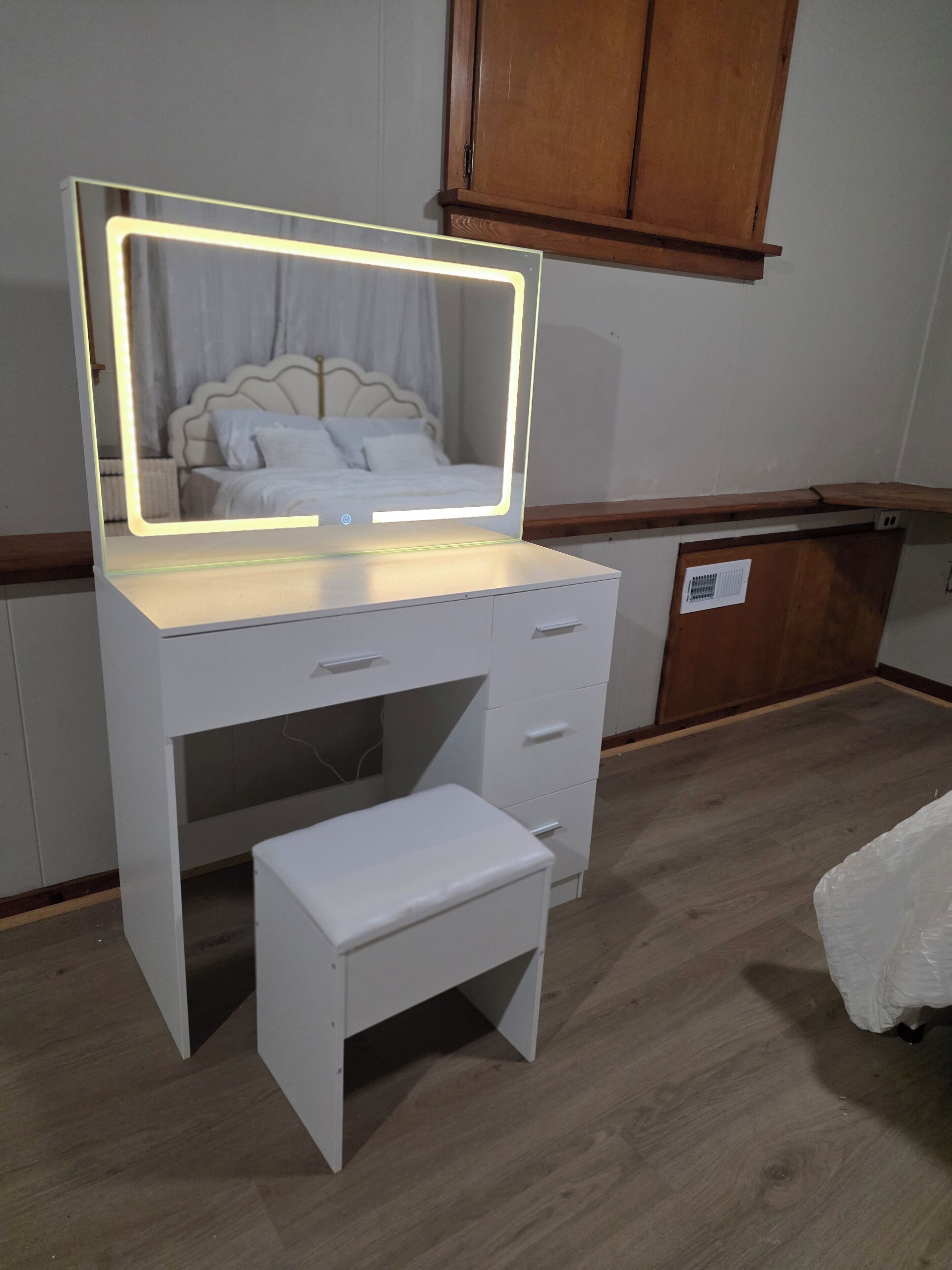 5 bedrooms, iron/ironing board, free WiFi