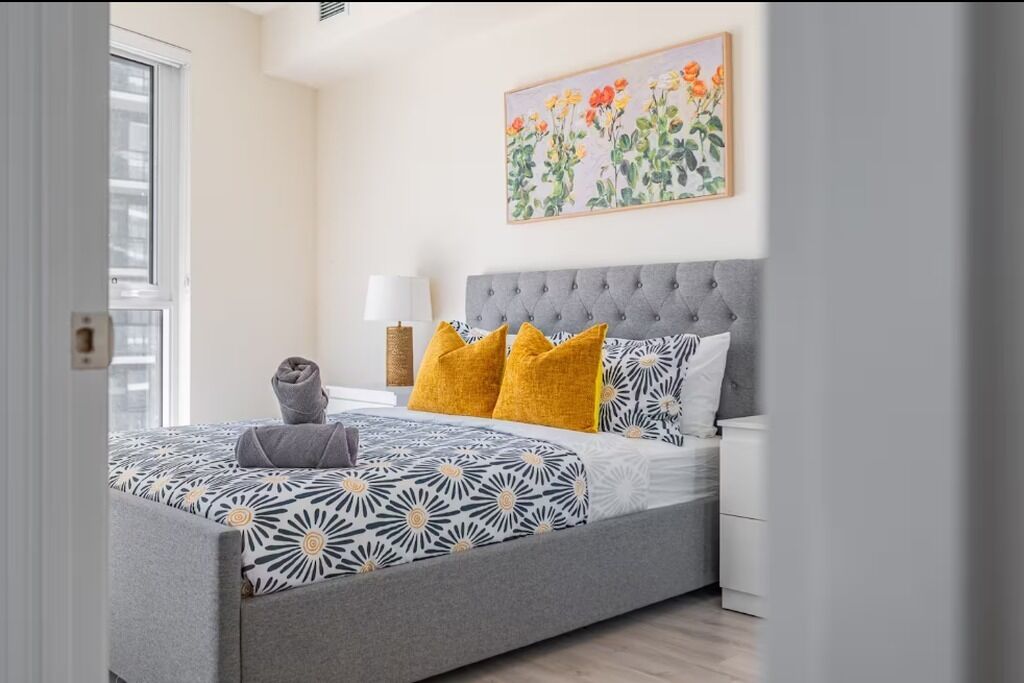 2 bedrooms, iron/ironing board, Internet, bed sheets