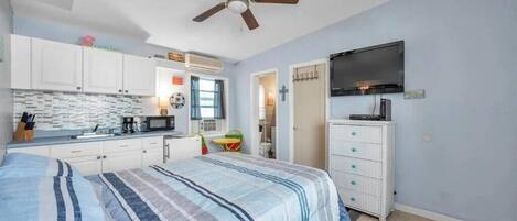 1 bedroom, WiFi, bed sheets