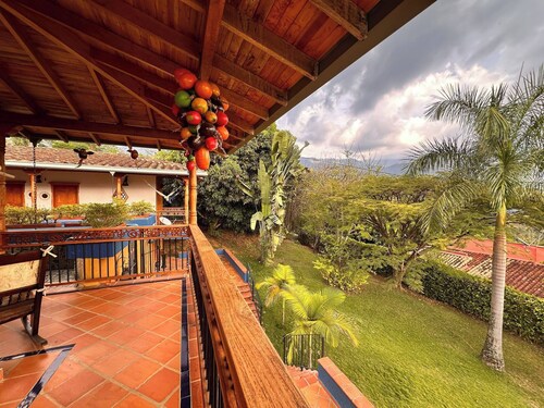 Paraíso Las Palmeras With Pool in San Jerónimo