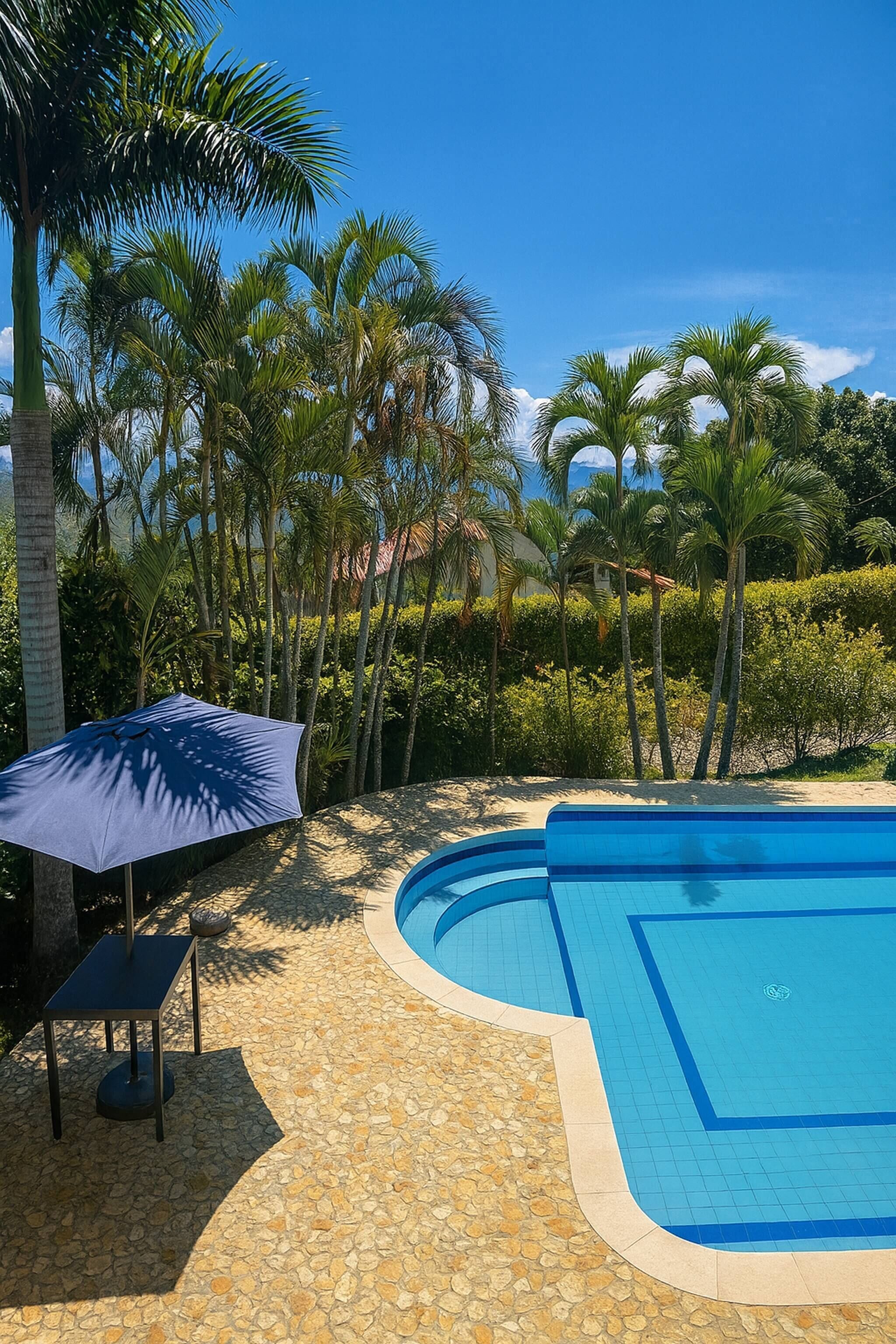 Cabaña, 6 habitaciones, fumadores, piscina privada | Piscina | Una piscina al aire libre