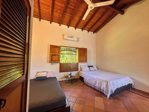 Paraíso Las Palmeras With Pool in San Jerónimo