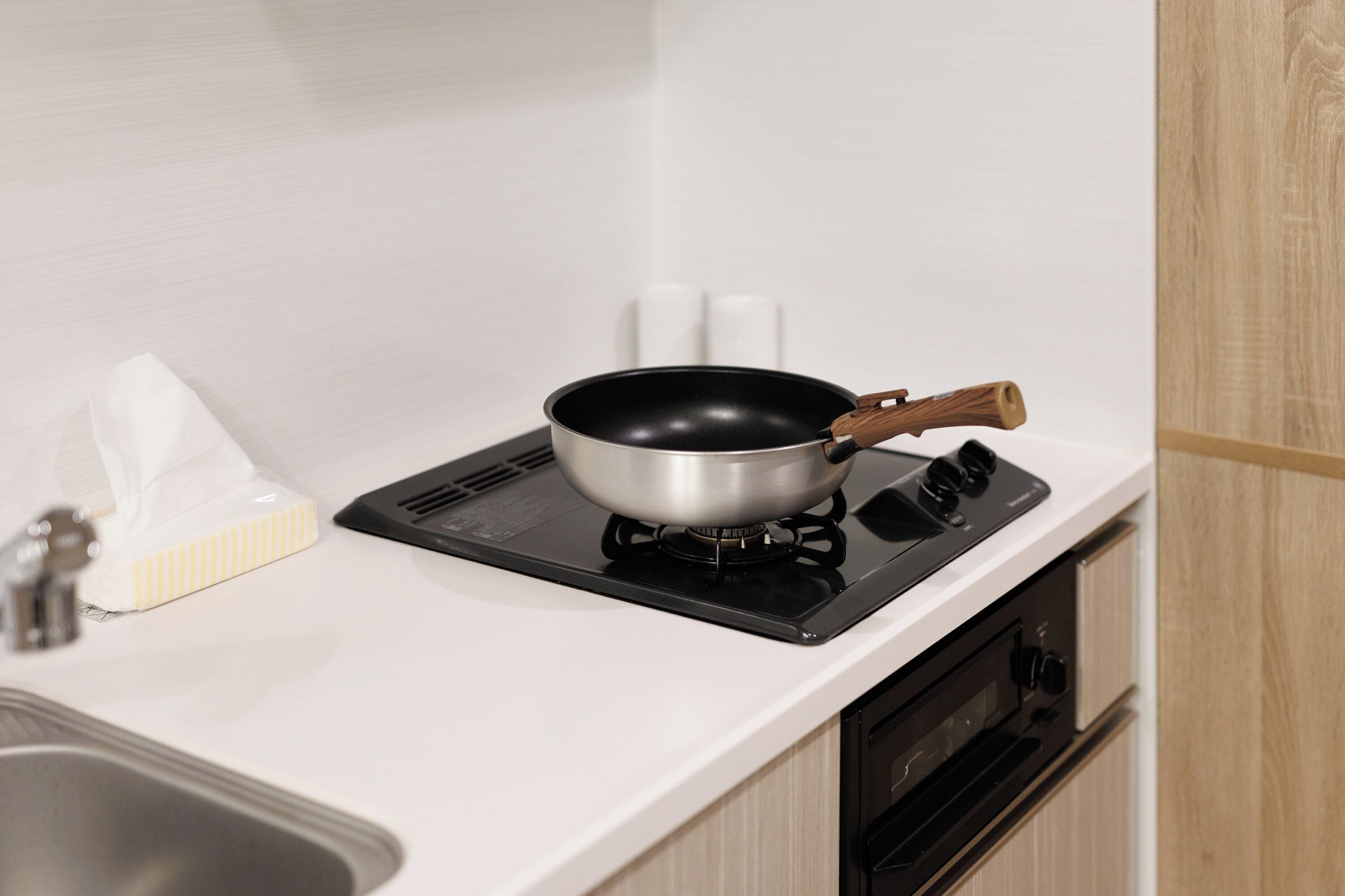 Basic Apartment | Private kitchen