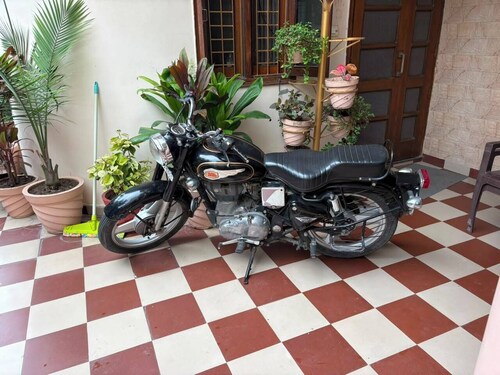 "The Sandhu Villa". 2-bedrooms on first floor in marvelous Amritsar with cool AC