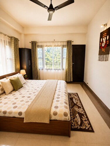 Adorable 3-bedroom luxury house with modular kitchen in peaceful Jutogh