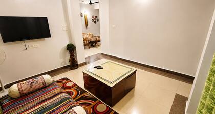 Adorable 3-bedroom luxury house with modular kitchen in peaceful Jutogh