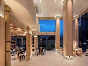 Dining - HOLM HOTEL CHIANGMAI (Chiang Mai)