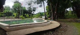 Barrera Dael Calm Resort 26 mins to Bagsit River and Mt. Tapulao