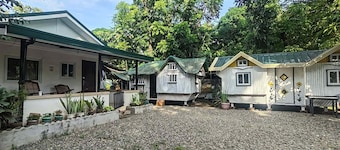 Barrera Dael Calm Resort 26 mins to Bagsit River and Mt. Tapulao