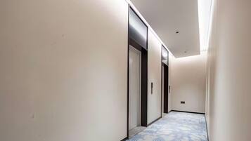 Premier Twin Room, City View | Premium bedding, down duvets, memory-foam beds, desk