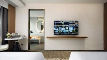 Executive Twin Room, City View | Premium bedding, down comforters, pillowtop beds, minibar