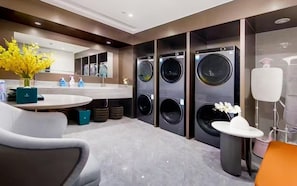 Free toiletries, hair dryer, slippers, towels - Mehood Elegant Intl. Nanhai Guangfo (Foshan)