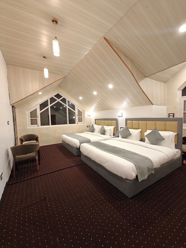 Family Room - Gulmarg Orchard (Gulmarg)
