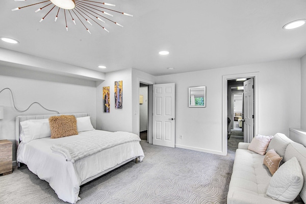 1 bedroom, WiFi (free), bed sheets