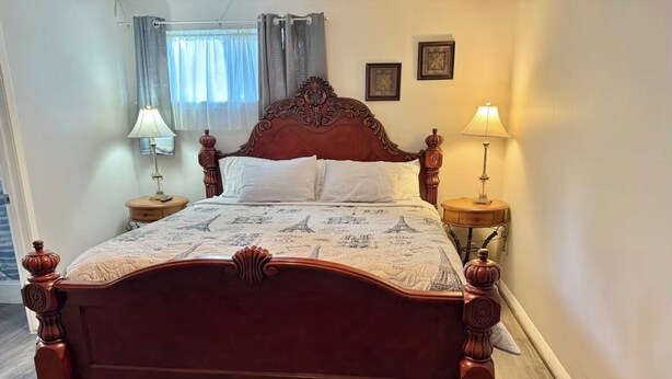 Unclassified image, 1 of 19, button - Home in Bellaire (Bellaire)